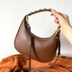 Valentino Stud Sign Hobo Borsa Marrone Scuro Replica Replica Perfette Valentino Stud Sign Hobo Borsa Marrone Scuro imitazioni