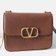 Replica fedele Valentino Vsling Grande Borse a tracolla Marrone Vitello Granulato Riproduzione Fedele fedele Valentino Vsling Grande Borse a tracolla Marrone Vitello Granulato imitazioni