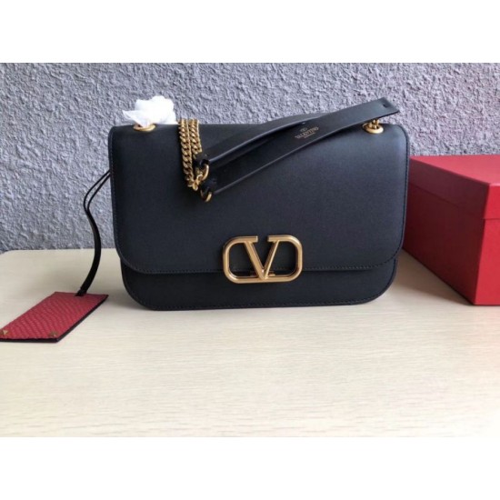 fedele Valentino Medium Vlock Borse a tracolla Nero Vitello Replica Replica Perfette fedele Valentino Medium Vlock Borse a tracolla Nero Vitello imitazioni