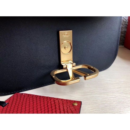 fedele Valentino Medium Vlock Borse a tracolla Nero Vitello Replica Replica Perfette fedele Valentino Medium Vlock Borse a tracolla Nero Vitello imitazioni