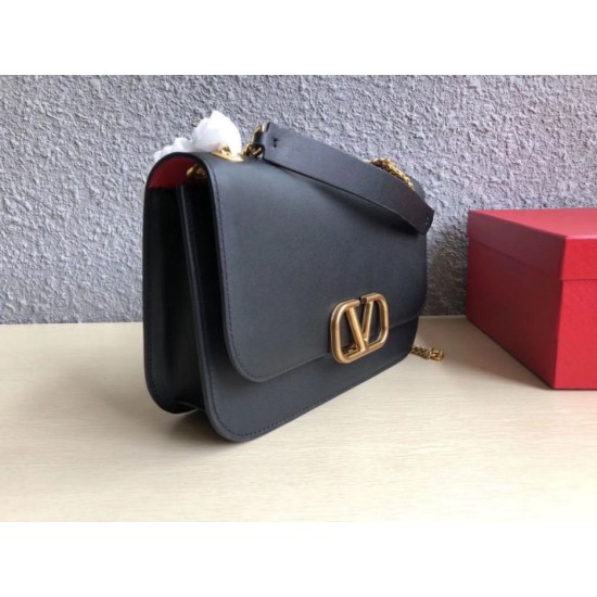 fedele Valentino Medium Vlock Borse a tracolla Nero Vitello Replica Replica Perfette fedele Valentino Medium Vlock Borse a tracolla Nero Vitello imitazioni