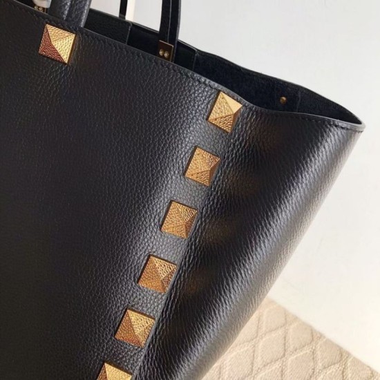 Replica Valentino Roman Stud Tote Borsa Nero Vitello Granulato Riproduzione Fedele Valentino Roman Stud Tote Borsa Nero Vitello Granulato imitazioni