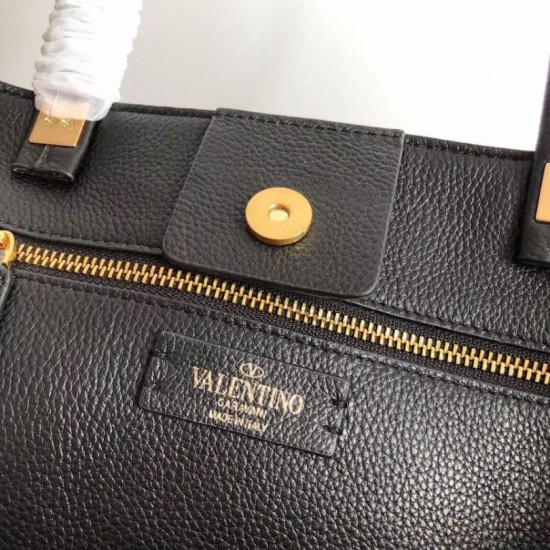 Replica Valentino Roman Stud Tote Borsa Nero Vitello Granulato Riproduzione Fedele Valentino Roman Stud Tote Borsa Nero Vitello Granulato imitazioni