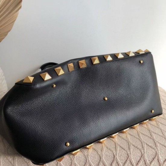 Replica Valentino Roman Stud Tote Borsa Nero Vitello Granulato Riproduzione Fedele Valentino Roman Stud Tote Borsa Nero Vitello Granulato imitazioni