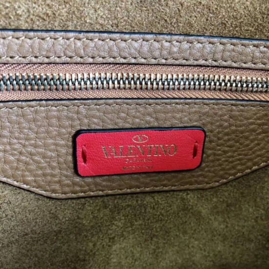 Replica Valentino Rockstud Shopping Bora Pari Grande Marrone Riproduzione Fedele Valentino Rockstud Shopping Bora Pari replica Grande Marrone imitazioni