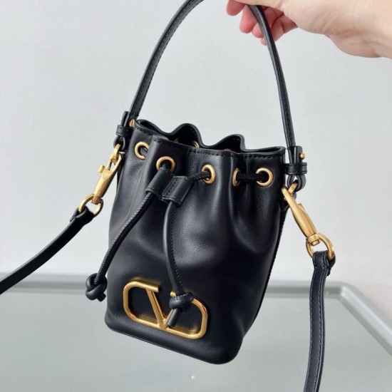 Replica Perfette Valentino VLogo Signature Mini Bucket Borse Imitazioni Nero Calfskin imitazioni
