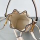 Valentino VLogo Signature Mini Bucket Borsa Bianco Calfskin Replica Replica Perfette Valentino VLogo Signature Mini Bucket Borsa Bianco Calfskin imitazioni
