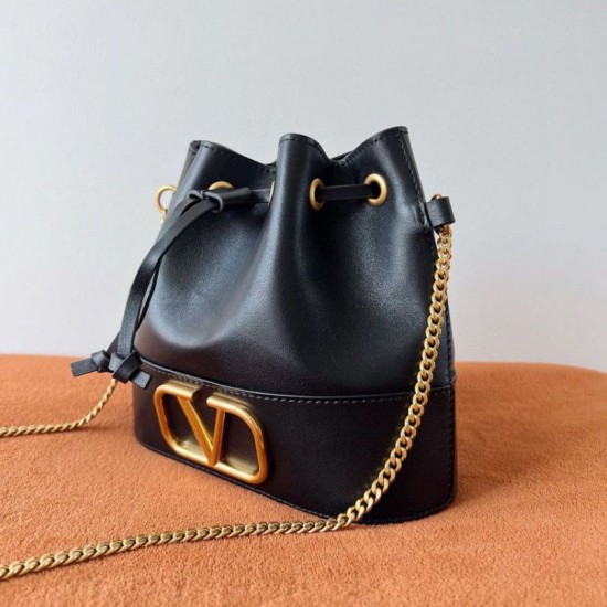 Valentino VLogo Signature Mini Bucket Borsa Nero Replica Replica Perfette Valentino VLogo Signature Mini Bucket Borsa Nero imitazioni