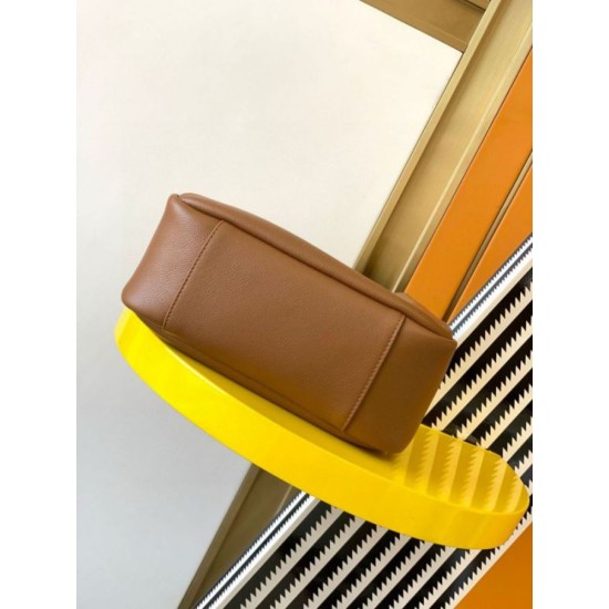 Replica Borsa hobo piccola Saint Laurent Le 5 À 7 Supple marrone Riproduzione Fedele Borsa hobo piccola Saint Laurent Le 5 À 7 Supple marrone imitazioni