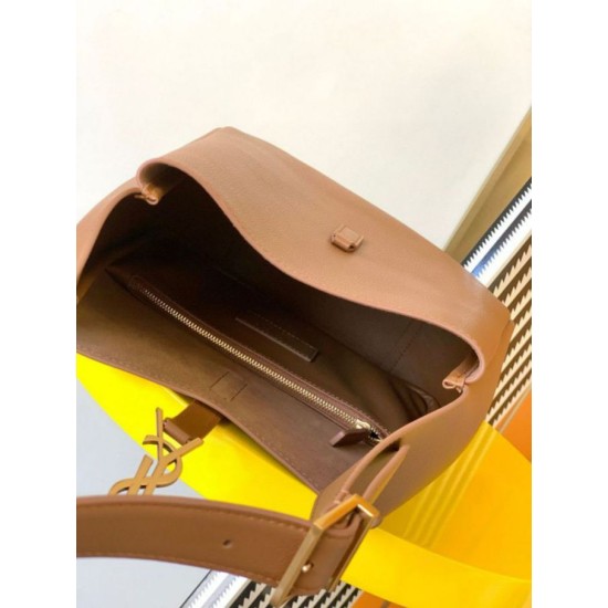 Replica Borsa hobo piccola Saint Laurent Le 5 À 7 Supple marrone Riproduzione Fedele Borsa hobo piccola Saint Laurent Le 5 À 7 Supple marrone imitazioni