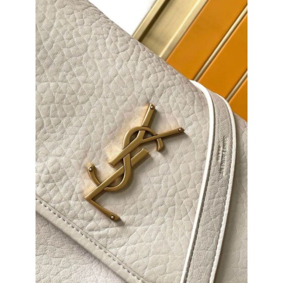 Replica Borsa media Saint Laurent Niki a catena agnello martellata bianca Riproduzione Fedele Borsa media Saint Laurent Niki a catena agnello martellata bianca imitazioni