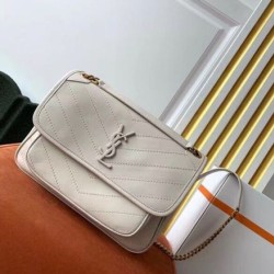 Replica Borsa media Saint Laurent Niki agnello bianca Riproduzione Fedele Borsa media Saint Laurent Niki agnello bianca imitazioni