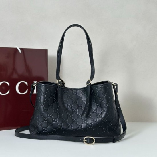 Replica Borsa a tracolla piccola Gucci GG Emblem 847281 Marrone Imitazioni Replica Borsa a tracolla piccola Gucci GG Emblem 847281 Marrone