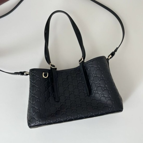 Replica Borsa a tracolla piccola Gucci GG Emblem 847281 Marrone Imitazioni Replica Borsa a tracolla piccola Gucci GG Emblem 847281 Marrone