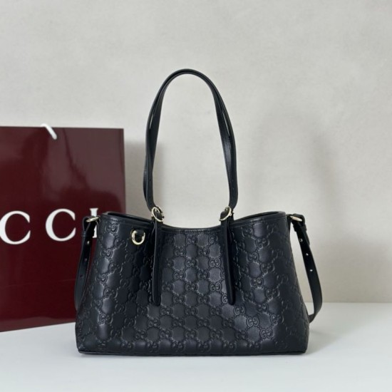 Replica Borsa a tracolla piccola Gucci GG Emblem 847281 Marrone Imitazioni Replica Borsa a tracolla piccola Gucci GG Emblem 847281 Marrone