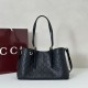 Replica Borsa a tracolla piccola Gucci GG Emblem 847281 Marrone Imitazioni Replica Borsa a tracolla piccola Gucci GG Emblem 847281 Marrone
