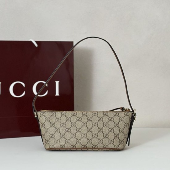 Replica Borsa a tracolla piccola Gucci GG Emblem 847281 Nera Imitazioni Replica Borsa a tracolla piccola Gucci GG Emblem 847281 Nera
