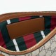 Replica Borsa a tracolla piccola Gucci GG Emblem 847281 Nera Imitazioni Replica Borsa a tracolla piccola Gucci GG Emblem 847281 Nera