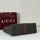 Replica Gucci 815214 Imitazioni borse griffate tote media GG Emblem in pelle goffrata rossa Imitazioni Replica Gucci 815214 Imitazioni borse griffate tote media GG Emblem in pelle goffrata rossa
