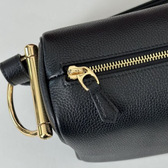 Replica Borsa a tracolla Gucci Half Horsebit Mini/media 860787 Pelle Granata Nero Imitazioni Replica Borsa a tracolla Gucci Half Horsebit Mini/media 860787 Pelle Granata Nero