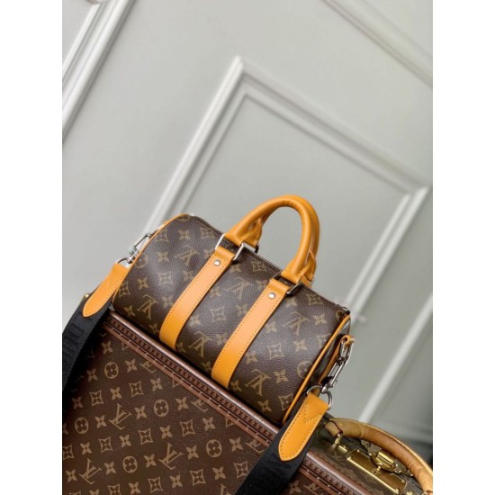 Replica Borsa cargo Keepall Bandoulière 25 da uomo M12733 Imitazioni Replica Borsa cargo Keepall Bandoulière 25 da uomo M12733