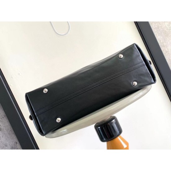 Replica LV Bora Pari CarryAll Cargo Vibe MM M25143 Nera Imitazioni Replica LV Bora Pari CarryAll Cargo Vibe MM M25143 Nera