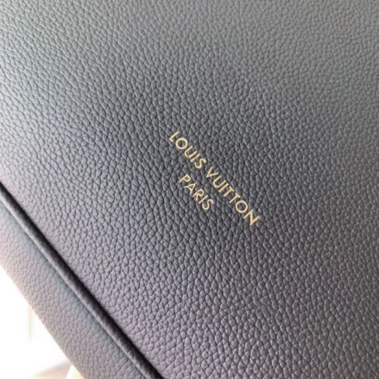 Replica Borsa tote Louis Vuitton Low Key Duffle M26257 Nera