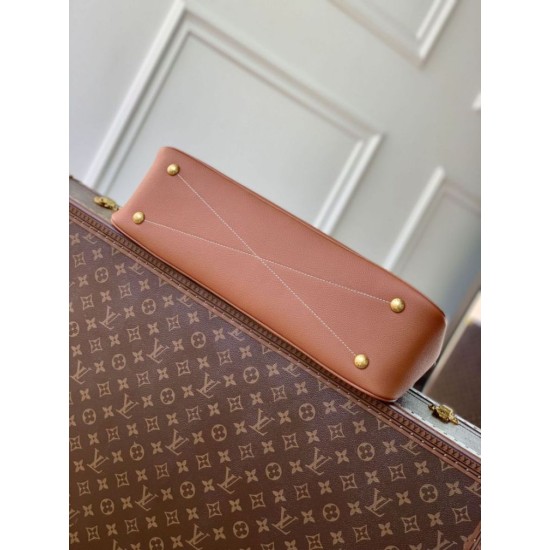 Replica Borsa tote Louis Vuitton Low Key Duffle M26688 Marrone Imitazioni Replica Borsa tote Louis Vuitton Low Key Duffle M26688 Marrone