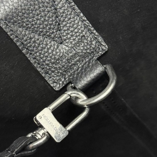 Replica Perfetta hobo da uomo Louis Vuitton Verso M27022 Nera Imitazioni Replica Perfetta hobo da uomo Louis Vuitton Verso M27022 Nera
