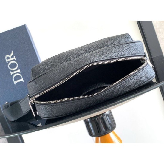 Replica Borsa a tracolla con cerniera Dior Rider 2.0 nera Gravity Riproduzione Fedele Borsa a tracolla con cerniera Dior Rider 2.0 nera Gravity imitazioni
