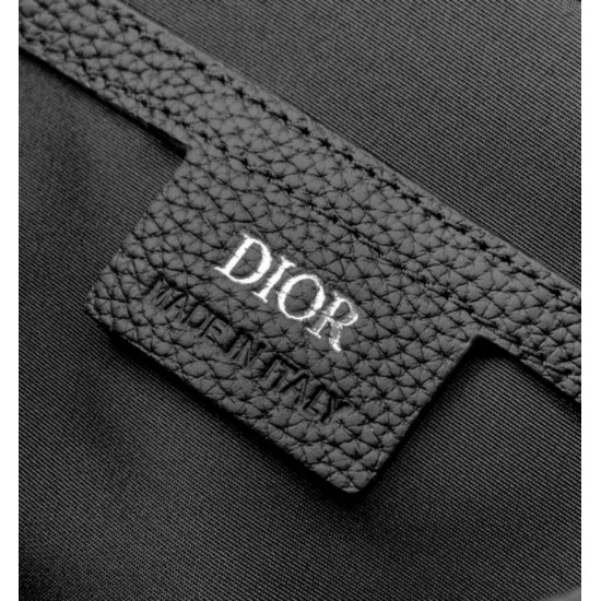 Replica Borsa a tracolla con cerniera Dior Rider 2.0 nera Gravity Riproduzione Fedele Borsa a tracolla con cerniera Dior Rider 2.0 nera Gravity imitazioni