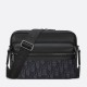 Replica Borsa a tracolla con cerniera Dior Rider 2.0 nera obliqua con nero Riproduzione Fedele Borsa a tracolla con cerniera Dior Rider 2.0 nera obliqua con nero imitazioni