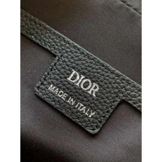 Replica Borsa a tracolla con cerniera Dior Rider 2.0 nera obliqua con nero Riproduzione Fedele Borsa a tracolla con cerniera Dior Rider 2.0 nera obliqua con nero imitazioni