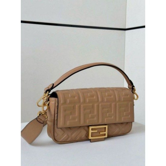 Replica Borse media Fendi Baguette in nappa beige FF Riproduzione Fedele Borse Replica media Fendi Baguette in nappa beige FF imitazioni