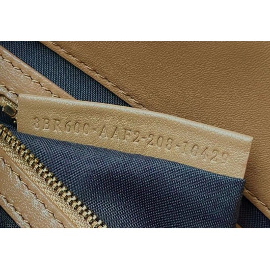 Replica Borse media Fendi Baguette in nappa beige FF Riproduzione Fedele Borse Replica media Fendi Baguette in nappa beige FF imitazioni