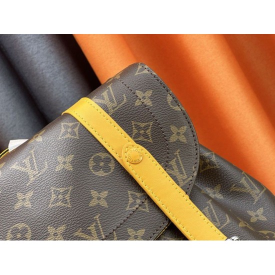 Replica Zaino Louis Vuitton Christopher MM M13202 Riproduzione Fedele Zaino Louis Vuitton Christopher MM M13202 imitazioni
