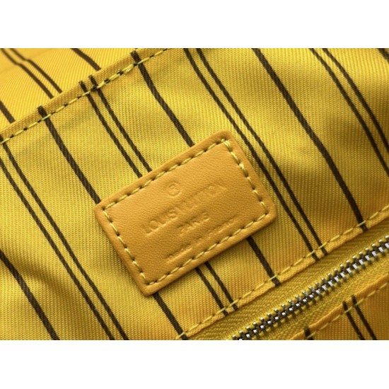 Replica Zaino Louis Vuitton Christopher MM M13202 Riproduzione Fedele Zaino Louis Vuitton Christopher MM M13202 imitazioni