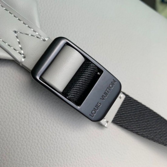 Replica Zaino Louis Vuitton Discovery Monogramma in rilievo M46557 Riproduzione Fedele Zaino Louis Vuitton Discovery Monogramma in rilievo M46557 imitazioni