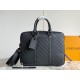 Replica Louis Vuitton Porte Documents Voyage PM Damier Infini N40444 Riproduzione Fedele Louis Vuitton Porte Documents Voyage PM Damier Infini N40444 imitazioni