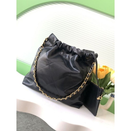 Replica Bora Pari Grande Chanel 22 Pelle di Vitello Lucida AS3260 Nera