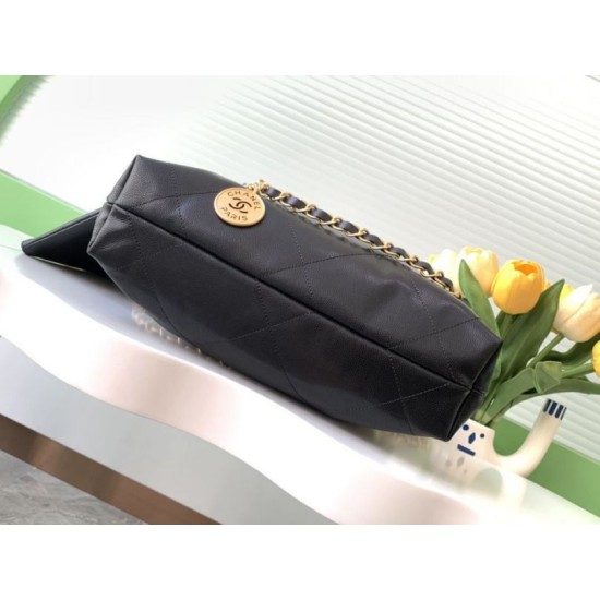 Replica Bora Pari Grande Chanel 22 Pelle di Vitello Lucida AS3260 Nera