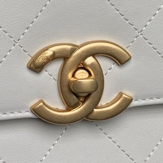 Replica Borse Imitazioni Maxi Flap Chanel Con Manico Superiore AS5543 Bianca Imitazioni Replica Borse Imitazioni Maxi Flap Chanel Con Manico Superiore AS5543 Bianca