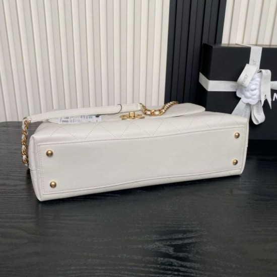 Replica Borse Imitazioni Maxi Flap Chanel Con Manico Superiore AS5543 Bianca Imitazioni Replica Borse Imitazioni Maxi Flap Chanel Con Manico Superiore AS5543 Bianca