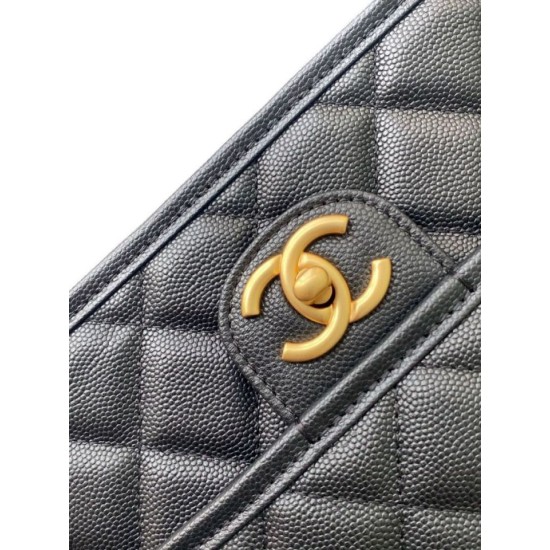 Replica Zaino Vintage Chanel 25B Pelle di Vitello Granata AS5715 Nero Imitazioni Replica Zaino Vintage Chanel 25B Pelle di Vitello Granata AS5715 Nero