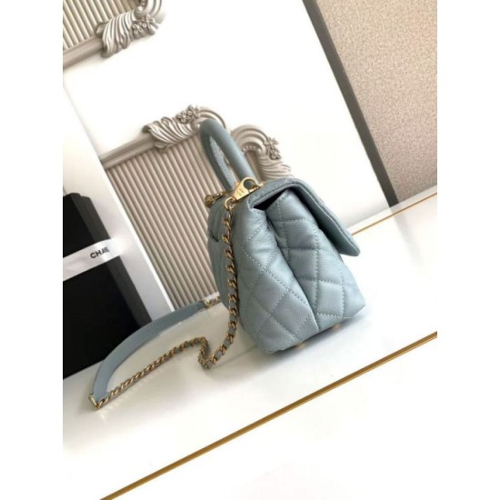 Replica Perfetta Chanel con patta e manico superiore AS2215 Azzurro