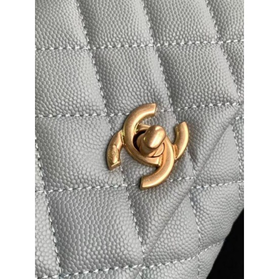 Replica Perfetta Chanel con patta e manico superiore AS2215 Azzurro