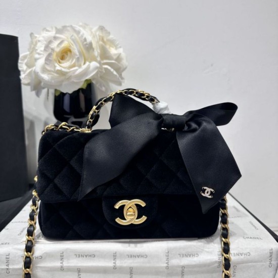 Replica Borse Imitazioni Chanel Mini con patta e manico AS5875 Nero Imitazioni Replica Borse Imitazioni Chanel Mini con patta e manico AS5875 Nero