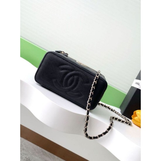 Replica Borsa Chanel Vanity con catena AP4530 Nero Imitazioni Replica Borsa Chanel Vanity con catena AP4530 Nero