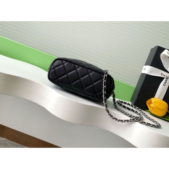 Replica Borse Imitazioni Chanel Hobo trapuntata con catena AP4850 Nero Imitazioni Replica Borse Imitazioni Chanel Hobo trapuntata con catena AP4850 Nero