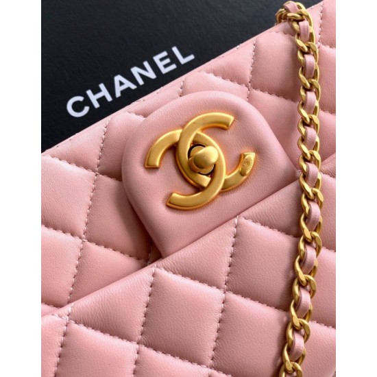 Replica Borse Chanel piccola con patta classica CF in pelle di agnello lucida rosa Imitazioni Replica Borse Chanel piccola con patta classica CF in pelle di agnello lucida rosa